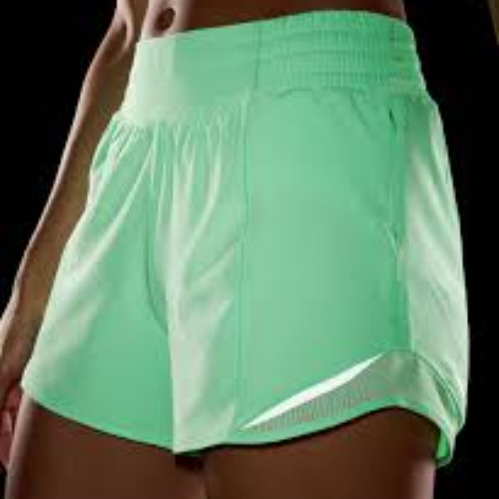 Lululemon Hotty Hot High-Rise Lined Short 4" Pistachio Size 6